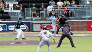 Jhon Diaz doubles (2) on a sharp line drive to right fielder Hector Osorio. Noah Myers scores. Carlos Colmenarez to 3rd.
