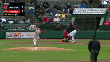 Zack Short doubles (2) on a sharp fly ball to center fielder Braiden Ward. Abimelec Ortiz scores.