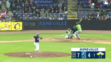 Chandler Pollard doubles (4) on a line drive to left fielder Ethan Frey. Yeison Morrobel scores. Quincy Scott to 3rd.