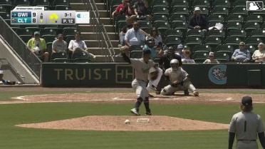 LaMonte Wade Jr. walks. T.J. McCants scores. Rikuu Nishida to 3rd. Oliver Dunn to 2nd.