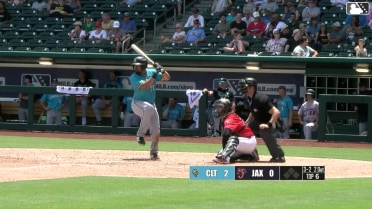 LaMonte Wade Jr. homers (4) on a fly ball to right field.