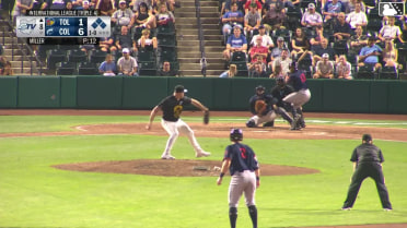 Jake Miller In play, run(s) to Corey Julks