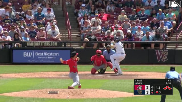 Juan Baez grounds into a force out, shortstop Jesús Báez to second baseman Jalin Flores. Josh Adamczewski scores. Eric Bitonti to 3rd. Daniel Dickinson out at 2nd. Juan Baez to 1st.