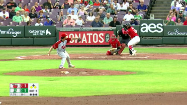 Alfredo Duno's triple-home run