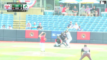 Easton Carmichael doubles (11) on a line drive to right fielder John Estevez. Yordany De Los Santos scores. Jhonny Severino scores.
