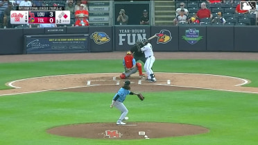 Javier Báez doubles (1) on a ground ball to left fielder Sam Haggerty. Max Clark scores.