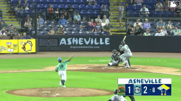 Axiel Plaz homers (16) on a fly ball to center field. Edward Florentino scores. Yordany De Los Santos scores.