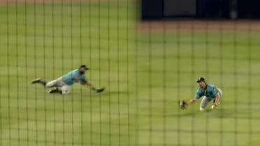 Julks, Fletcher make back-to-back diving grabs