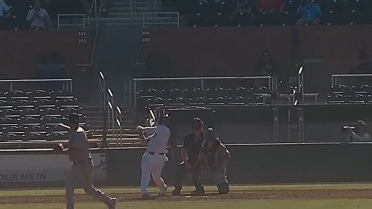 Thayron Liranzo's first Fall League home run