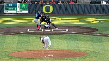 Hunter Dryden In play, run(s) to JD Dix