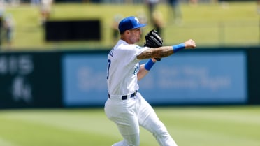 Big Fifth Inning Helps Send Comets to 9-6 Win Sunday