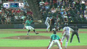 Alex Santos II In play, run(s) to Manuel Pena