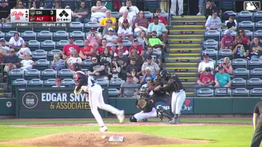 E.J. Exposito singles on a line drive to left fielder Jesus Castillo. Peyton Graham scores. Woody Hadeen scores. Zyhir Hope to 2nd.