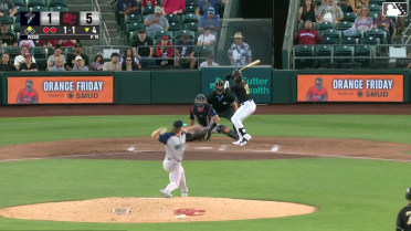 Aeverson Arteaga singles on a ground ball to shortstop Jack Winkler, deflected by third baseman Shay Whitcomb. Grant McCray scores.