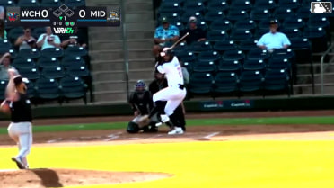 Euribiel Angeles doubles (6) on a sharp ground ball to left fielder Jay Thomason. Devin Taylor scores.