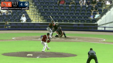 Joshua Quezada In play, run(s) to Edwin Amparo