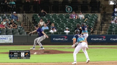 Sean Sullivan In play, run(s) to Carlos Pérez