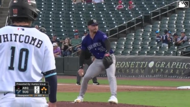 Keegan Thompson In play, run(s) to Edwin Díaz