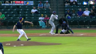 Josue De Paula's two-run homer