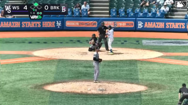 Antonio Jimenez doubles (3) on a pop up to shortstop Kyle Lodise. Jamari Baylor scores.