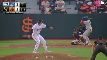 Mairoshendrick Martinus singles on a line drive to right fielder Cam Maldonado. Kellon Lindsey scores.