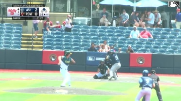 Freuddy Batista singles on a sharp line drive to center fielder Eric Hartman. Alejandro Nunez scores.