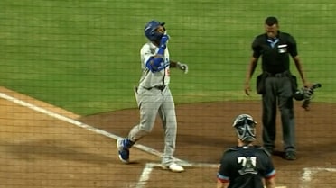 Josue De Paula's four hit night