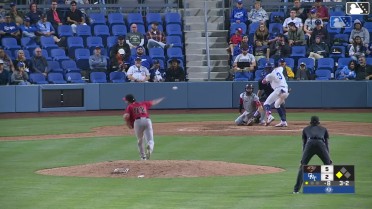 Mairoshendrick Martinus grounds out, second baseman Luis Mendez to pitcher Manuel Olivares. Ching-Hsien Ko scores.