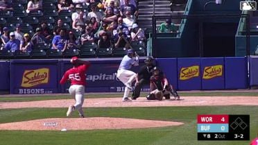 Carlos Mendoza called out on strikes.