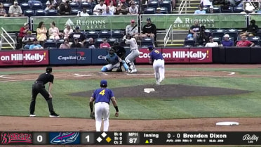 Brenden Dixon doubles (1) on a sharp line drive to center fielder Dillon Lewis. Jorge Corona scores.