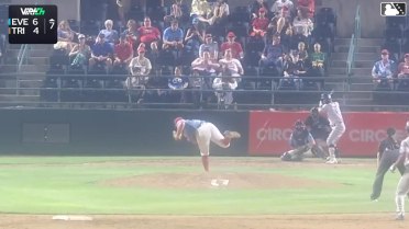 Austin St. Laurent doubles (12) on a line drive to right fielder Kevyn Castillo. Matthew Ellis scores. Ricardo Cova scores.