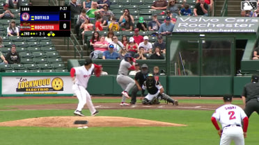 Carlos Mendoza singles on a ground ball to left fielder Christian Franklin. Rafael Lantigua scores. William Simoneit to 2nd.