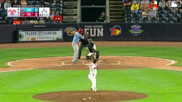 Will Benson homers (4) on a fly ball to right center field.