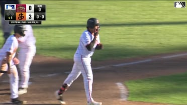 Diego Cartaya's first homer with San Jose Giants 