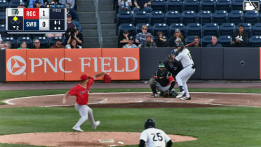 Jonathan Ornelas homers (2) on a fly ball to left center field. Ali Sánchez scores.