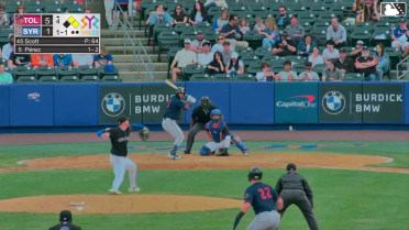 Wenceel Pérez doubles (3) on a fly ball to left fielder MJ Melendez. Ben Malgeri scores. Max Burt to 3rd.