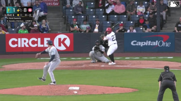Kendry Chirinos out on a sacrifice fly to center fielder Jonny Farmelo. Maddox Latta scores.