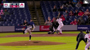 Adrián Sugastey doubles (2) on a line drive to right fielder Kenedy Corona. Bo Davidson scores. Zach Morgan scores. Aeverson Arteaga to 3rd.