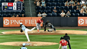 Maxwell Romero Jr. homers (3) on a fly ball to right field. Sam Petersen scores.