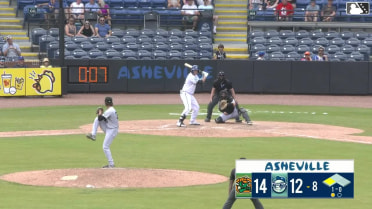 Jack Moss out on a sacrifice fly to left fielder Shalin Polanco. Kyle Walker scores.