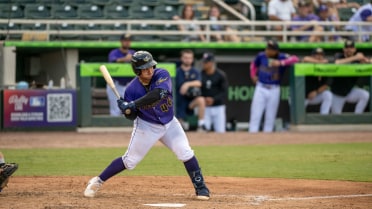 Jimenez Homers Twice as Mighty Mussels top Blue Jays 5-2