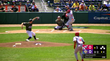 Jackson Wentworth In play, run(s) to Aroon Escobar