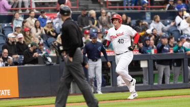 Homer Barrage Powers C's To Series-Opening Win