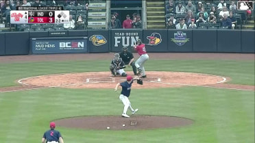 Billy Cook singles on a sharp line drive to left fielder Tyler Gentry. Ronny Simon scores.