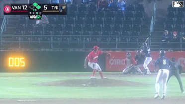 Alberto Rios singles on a line drive to left fielder Bryce Chance. Harold Coll scores. Kevyn Castillo to 2nd.