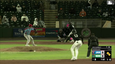 Zach McCambley In play, out(s) to Johnathan Rodríguez