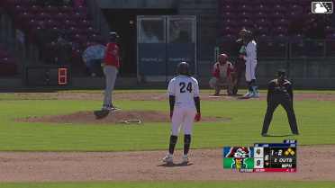 Andy Lugo hits a grand slam (1) to left field. Jacob McCombs scores. Rayne Doncon scores. Caden Kendle scores.