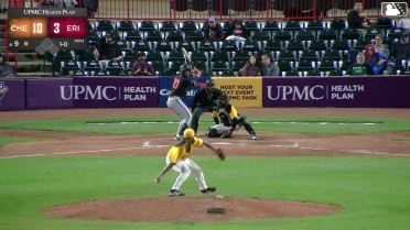 Aron Estrada homers (2) on a fly ball to right field.
