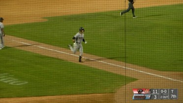 Skyler Messinger hits two home runs and seven RBI