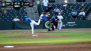 Luis Reyes' four-hit, five-RBI game